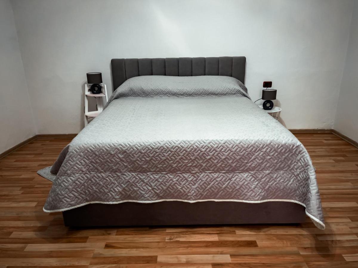 Vila Kodra Tirana Extérieur photo
